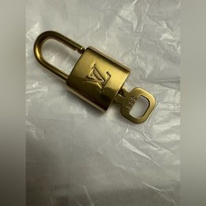 Louis vuitton brass lockset #334